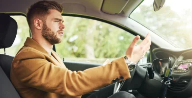Top 5 accesorii auto esentiale pentru o calatorie confortabila si sigura